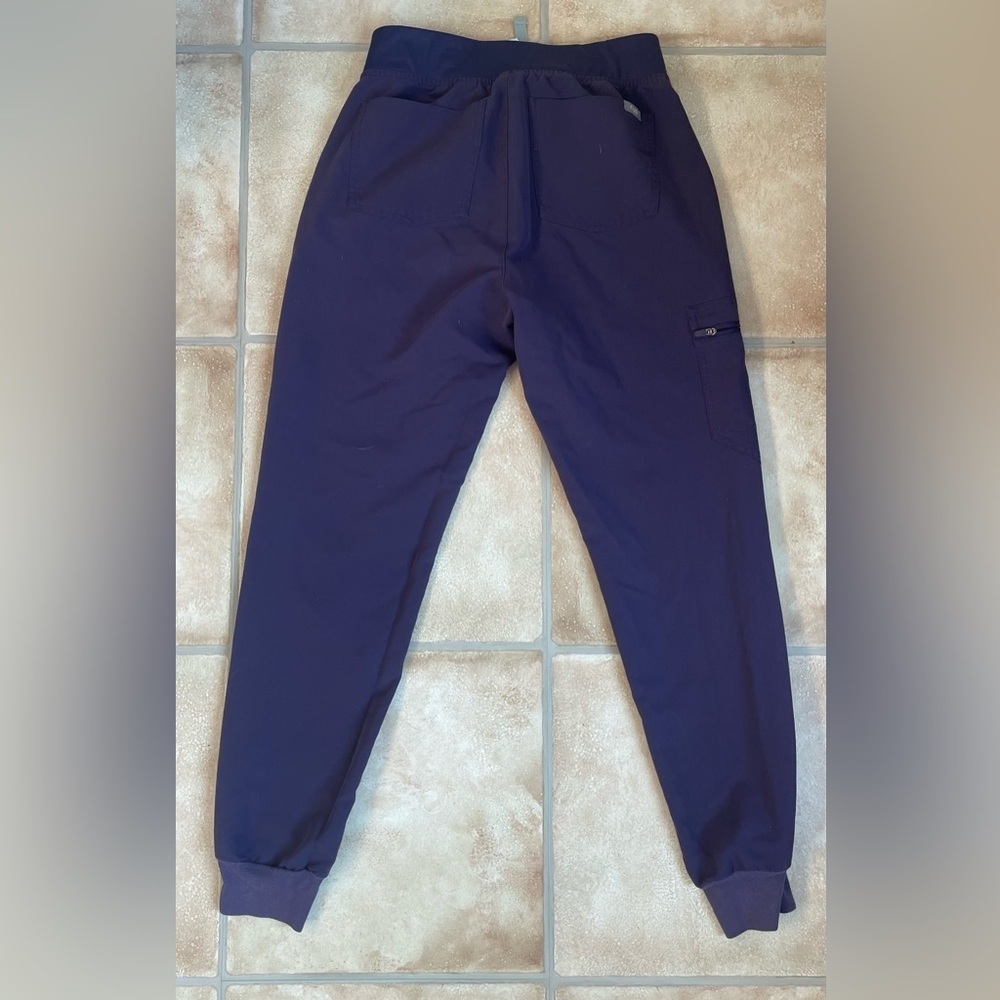 Figs Scrub XS Zamora Jogger Style Pants - Deep purple - Picture 5 of 6